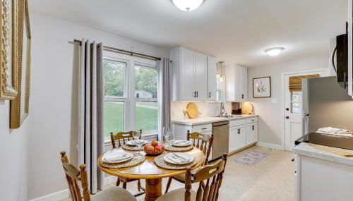 Topeka Farmhouse Hideaway 5 Mi to Downtown! - Photo 2