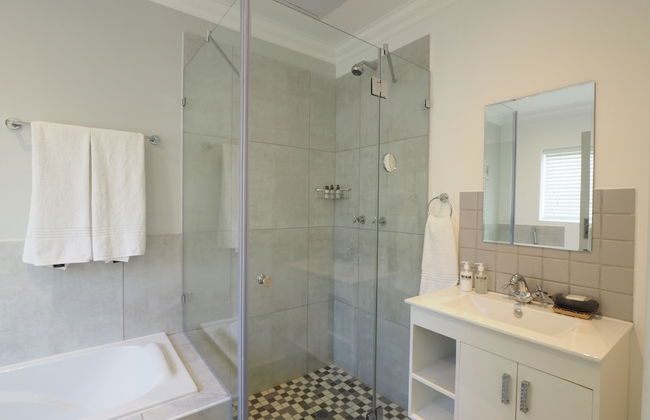 Waterland - Photo 62