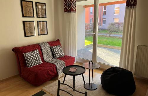 Le gîte de Marc - Parking privé gratuit + terrasse - Foto 2