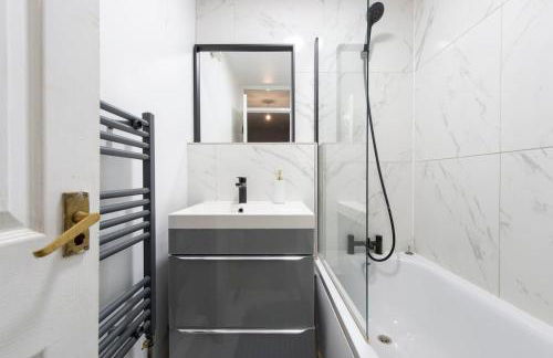 Lovely 2-bed 20 mins to central London - Foto 23