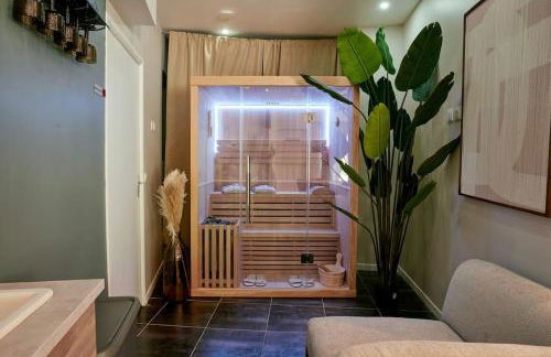 Versailles Jacuzzi - Sauna - RDC 2 - Foto 25