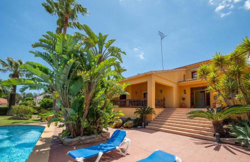 Villa with private pool and tennis court 150 metres from the sea-Villa el Olivo - Photo 65