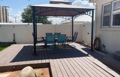 DOWN TOWN BUNGALOW Entire home available - Foto 10