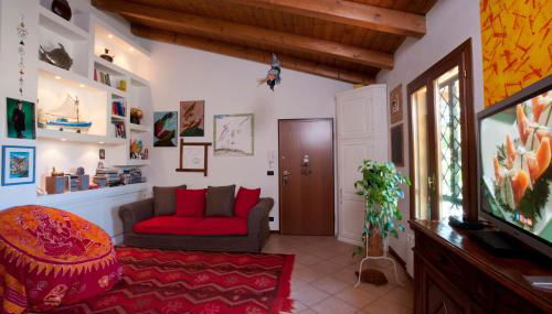 Elena Paternoster - Photo 1