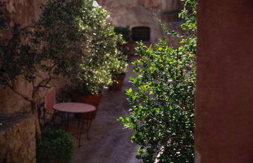 Exclusive House Inside Historic Fortress - Foto 15