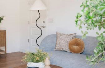 Luxury 1 BR Casita with Private Yard, Garage and WD - Foto 19