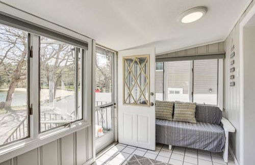 Private Pond with Beach! Family Cottage in Wareham - Foto 7