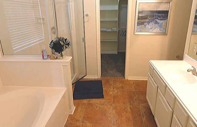 4Bdrm 2.5Bath 10Beds - Sugarland Fresno - Foto 13