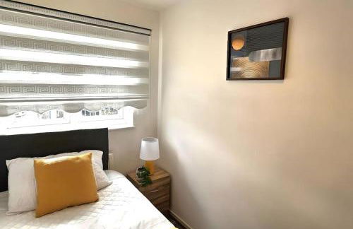 BSE Homes & Properties Ltd 4-Bedroom Home, Harlow , with Parking sleeps 6 - Foto 27