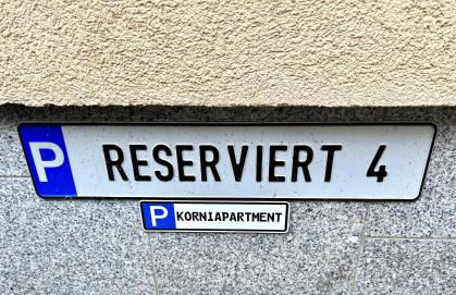 KorniApartment Zentrum 2 Schlafzimmer Stellplatz - Foto 26