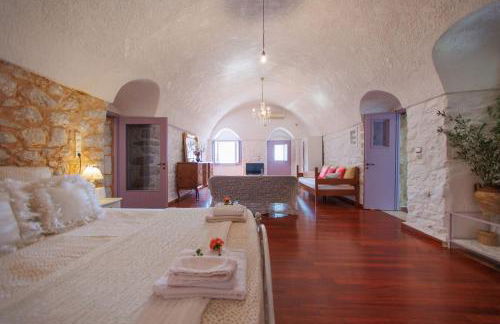 Iliana's house - spacious cave house in the center of Areopolis - Foto 17