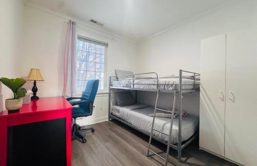 Entire Family-friendly 4 BR Cozy Unit , Metro walk - Foto 25