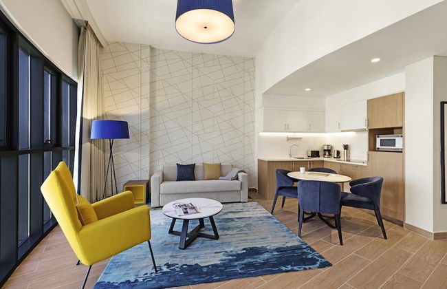 Aparthotel Adagio Dubai Deira - Photo 12