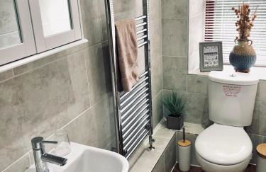 The Old Mill Holiday Cottages, Nr Mold - Foto 42