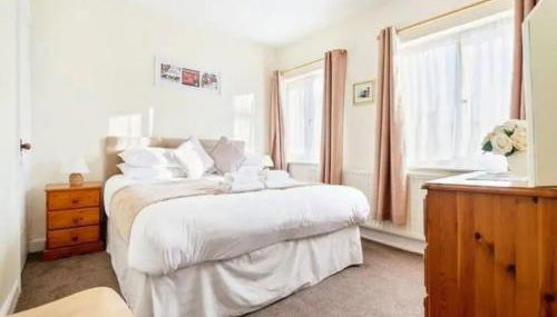 Pass the Keys 55 Heworth Village Wonderfully Cosy Family Home in York - Foto 2, Other