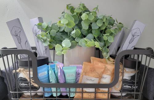 Cozy Cottage near USU - Photo 14