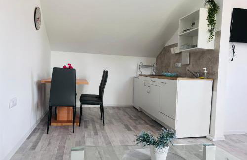Apartman Lena 2 - Foto 2