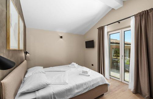 Beeindruckende Villa mit Panoramablick, Privatpool, Tischtennis, Tischfussball, Spielplatz, Babybett - Foto 19