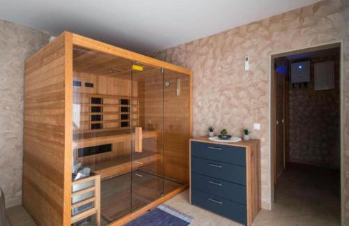 Villa Breg - Four Bedroom Villa with Pool, Hot-Tub and Sauna - Foto 62