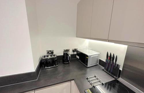 Brand New 2 bedroom apartment Centre of Solihull - Photo 14