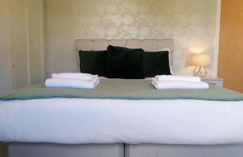 Chester 4 Bedroom House, Contractors & Leisure by Rework Accommodation - Photo 35