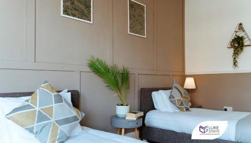 Luke Stays -Whitehall Road - Foto 3