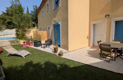 gite de l'ille, avec terrasse et parking privé - Foto 2