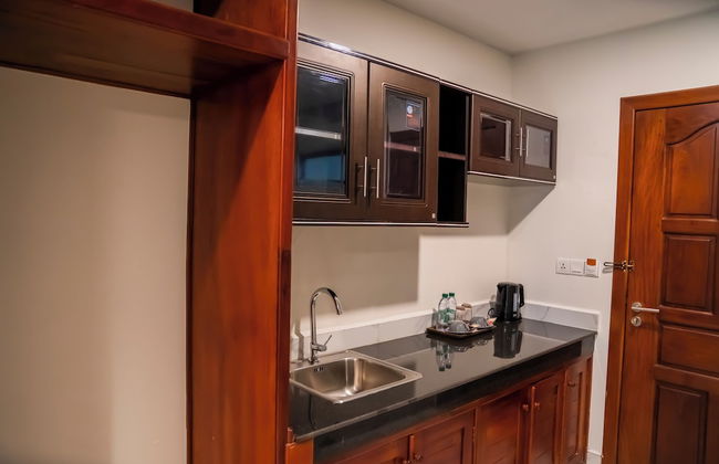 MarvelInn Siem Reap - Photo 9