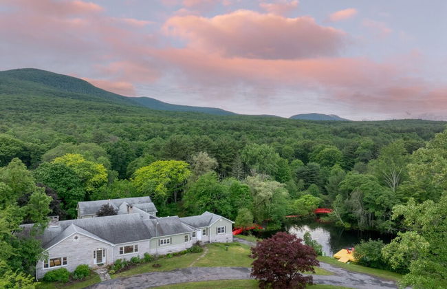 Game Farm Villa by Avantstay 10bdr Private Pond Spa Pool Family-friendly - Foto 60