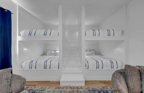 The Woodland Escape with Concierge Services - New Listing - Foto 33