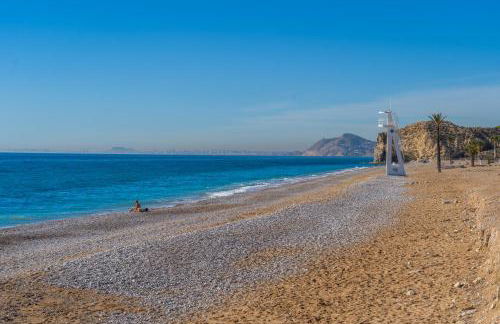 Tranquilidad a la Orilla del Mar - Foto 4