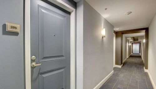 One bedroom in amazing condoBeach pass included! - Foto 2