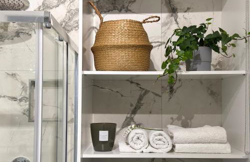 Aquavista Residence - Lakeview Holiday Apartments with Pool - Foto 44