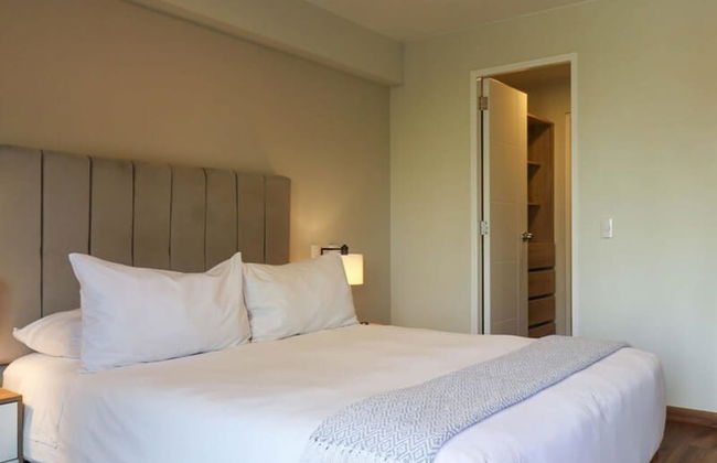 w Modern 1BR With Balcony in Miraflores - Photo 16