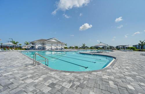 Ave Maria Golf Retreat with Resort Perks and Balcony - Photo 26