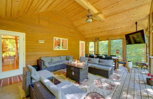 Riverfront West Virginia Cabin with Screened-In Deck - Foto 26
