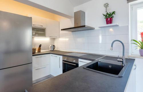 Villa Lukrecija Stonehouse - Foto 35