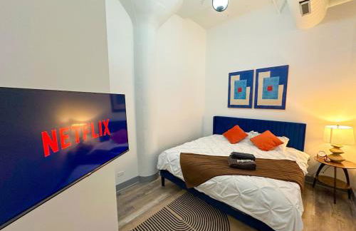 Luxury 6BR Suite with Pool Table Sleeps 12 Perfect for Group Stay Near McCormick Place, Grant Park and Soldier Field - Foto 23