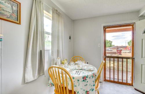 4 Mi to Rio Grande Bosque Farms Home with Patio! - Foto 5