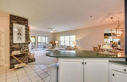 Balcony and Golf Course View! Condo at Kingwood - Foto 14