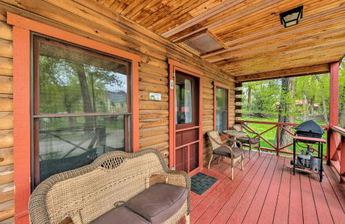 Cozy Colorado Cabin with Deck, Grill and River Access! - Foto 2