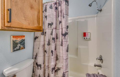 Hike, Golf & Explore: Ruidoso Retreat w/ Deck! - Foto 23
