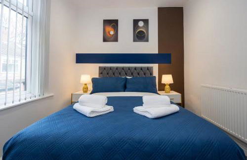 Modern & Spacious 4-Bedroom Home, Family & Contractor Friendly, Manchester - Foto 65