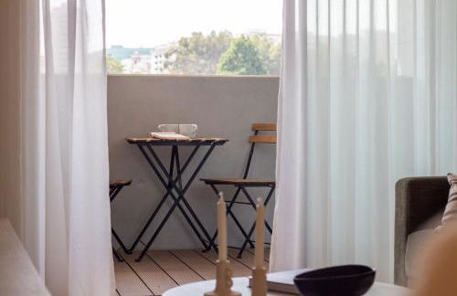 Gaia Elegant Apartment with Patio by LovelyStay - Foto 17