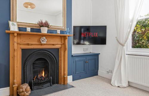 Luxurious 3 bed 1 Bath Stay Ideal for Families and Contractors - Photo 28