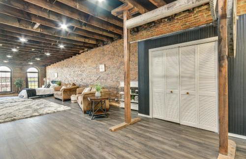 Jacuzzi Tub and Full Kitchen Dowtown Hannibal Loft - Foto 10