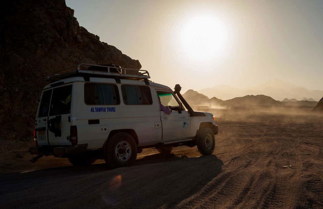 Desert 4x4 Tour + Camel Ride + Dinner & Show - Photo 2