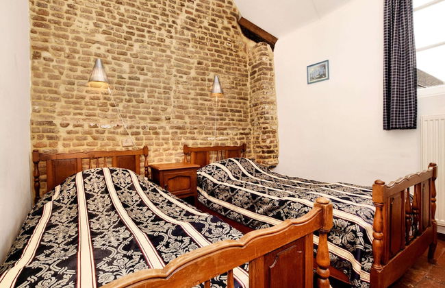 Lovely Holiday Home in Richelle With Barbecue - Photo 17