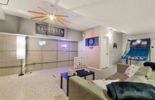 Massanutten 2 King Suites 4 BR Hot Tub Game Room Kids Toys Flower on the Mountain - Foto 18