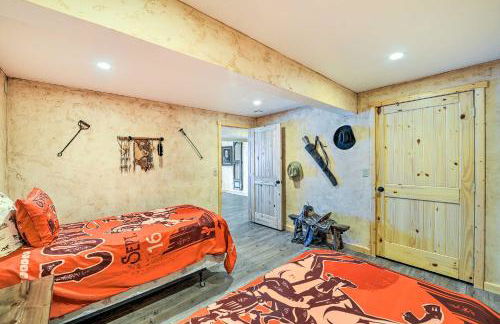 Charming Bedford Cabin with Private Hot Tub! - Photo 22